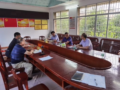 与市住建局洽谈专业教育合作 与市住建局洽谈专业教育合作