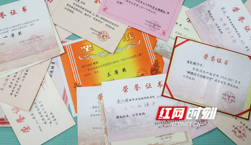 米兰官方端网页版一学霸宿舍5名女生考研成功