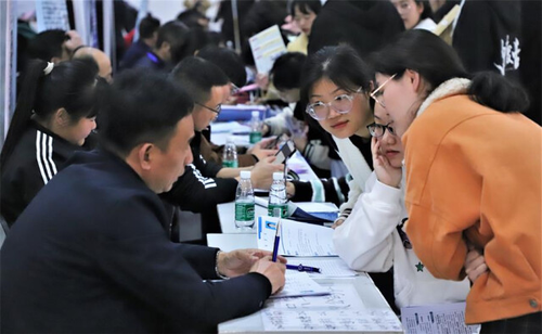 米兰官方端网页版：2800个岗位“职”等你来